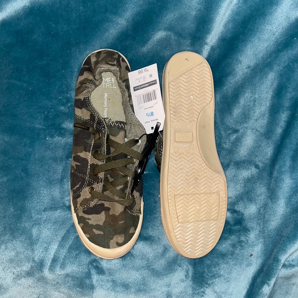 Camouflage  slide on sneakers